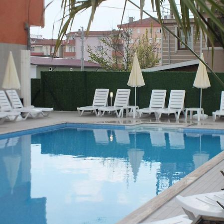 Koc Hotel Карасу Экстерьер фото