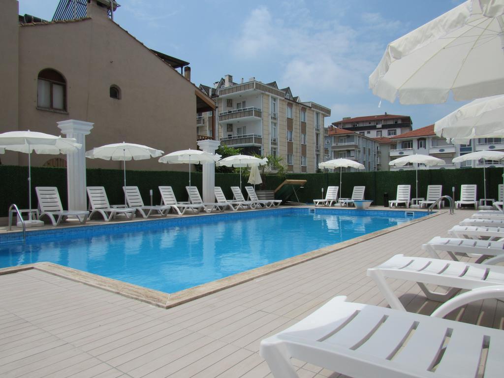 Koc Hotel Карасу Экстерьер фото